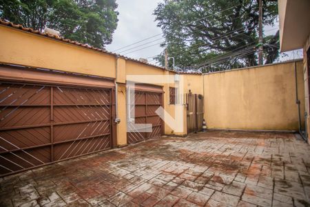 Casa à venda com 275m², 4 quartos e 3 vagas Casa à venda com 275m², 4 quartos e 3 vagasGaragem