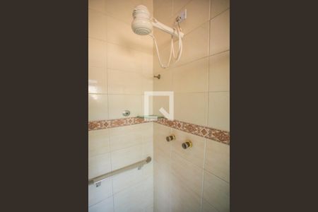 Casa à venda com 275m², 4 quartos e 3 vagas Casa à venda com 275m², 4 quartos e 3 vagasBanheiro Suíte - Chuveiro