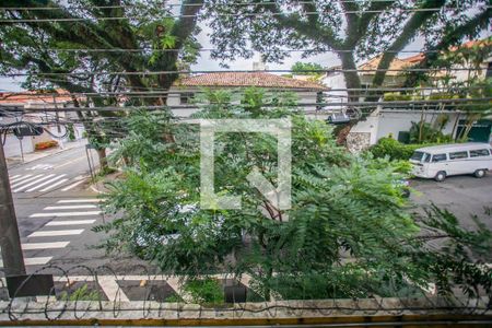 Casa à venda com 275m², 4 quartos e 3 vagas Casa à venda com 275m², 4 quartos e 3 vagasVista