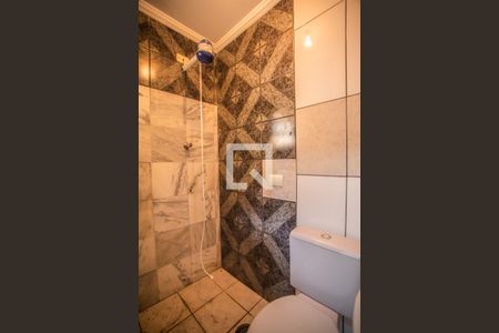 Casa à venda com 275m², 4 quartos e 3 vagas Casa à venda com 275m², 4 quartos e 3 vagasBanheiro