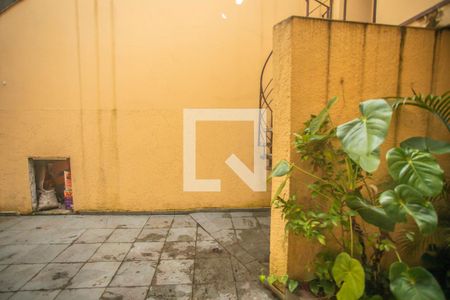 Casa à venda com 275m², 4 quartos e 3 vagas Casa à venda com 275m², 4 quartos e 3 vagasVista