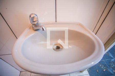 Casa à venda com 275m², 4 quartos e 3 vagas Casa à venda com 275m², 4 quartos e 3 vagasBanheiro