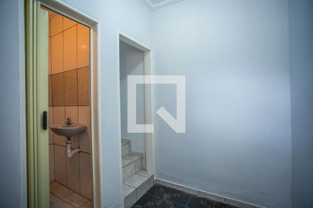 Casa à venda com 275m², 4 quartos e 3 vagas Casa à venda com 275m², 4 quartos e 3 vagasQuarto 1