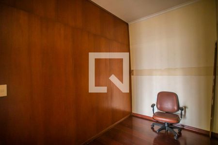 Casa à venda com 275m², 4 quartos e 3 vagas Casa à venda com 275m², 4 quartos e 3 vagasCloset