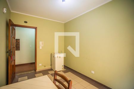 Casa à venda com 275m², 4 quartos e 3 vagas Casa à venda com 275m², 4 quartos e 3 vagasCopa