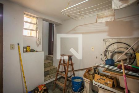 Casa à venda com 275m², 4 quartos e 3 vagas Casa à venda com 275m², 4 quartos e 3 vagasÁrea de Serviço