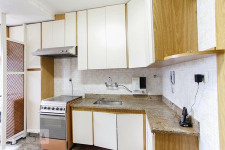 Apartamento para alugar com 86m², 2 quartos e 1 vaga Apartamento para alugar com 86m², 2 quartos e 1 vagaCozinha