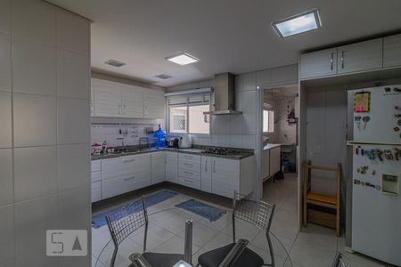 Apartamento à venda com 172m², 3 quartos e 3 vagasCozinha
