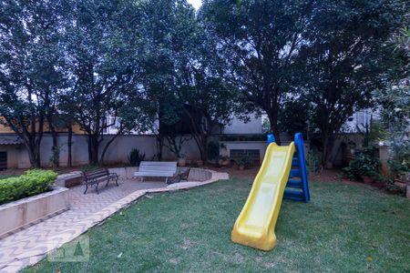 Apartamento à venda com 34m², 1 quarto e 1 vaga Apartamento à venda com 34m², 1 quarto e 1 vagaPlayground