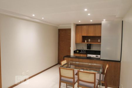 Sala de apartamento para alugar com 1 quarto, 44m² em Leblon, Rio de Janeiro