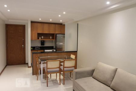 Sala de apartamento para alugar com 1 quarto, 44m² em Leblon, Rio de Janeiro