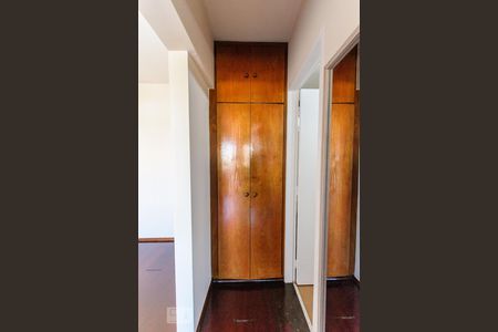 Ármário - Hall de apartamento à venda com 1 quarto, 50m² em Botafogo, Campinas