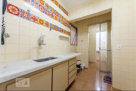 Cozinha de apartamento à venda com 1 quarto, 50m² em Botafogo, Campinas