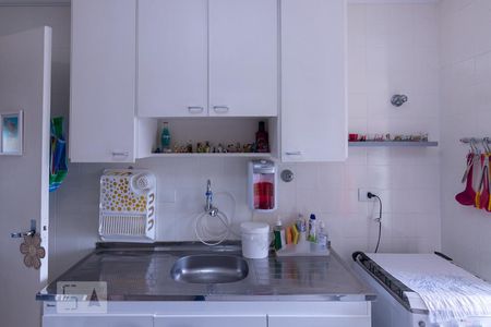 Apartamento à venda com 60m², 2 quartos e 1 vaga Apartamento à venda com 60m², 2 quartos e 1 vagaCozinha