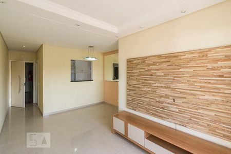 Sala de apartamento para alugar com 2 quartos, 74m² em Quitaúna, Osasco
