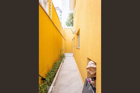 Casa à venda com 140m², 3 quartos e 4 vagasCorredor