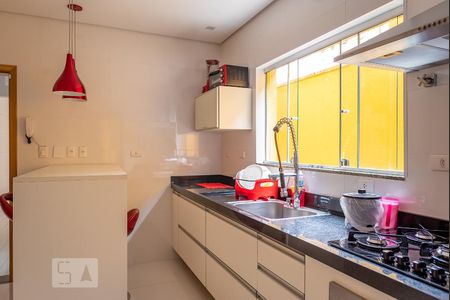 Casa à venda com 140m², 3 quartos e 4 vagasCozinha