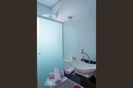 Casa à venda com 140m², 3 quartos e 4 vagasBanheiro 2 - Social