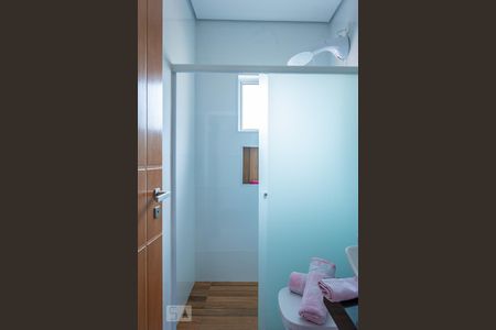 Casa à venda com 140m², 3 quartos e 4 vagasBanheiro 2 - Social