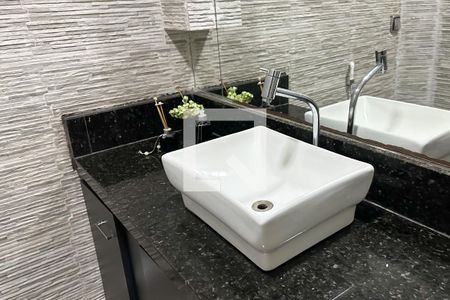 Apartamento à venda com 134m², 3 quartos e sem vagaBanheiro Social