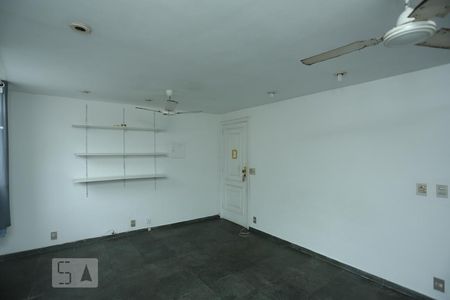 Studio para alugar com 30m², 1 quarto e sem vagaSala/Quarto