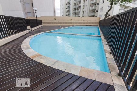 Apartamento à venda com 55m², 2 quartos e 1 vaga Apartamento à venda com 55m², 2 quartos e 1 vagaÁrea comum - Piscina