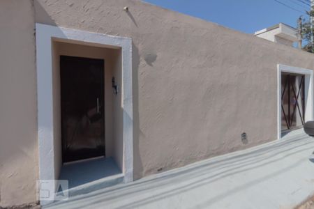 Fachada de casa à venda com 6 quartos, 300m² em Vila Firmiano Pinto, São Paulo