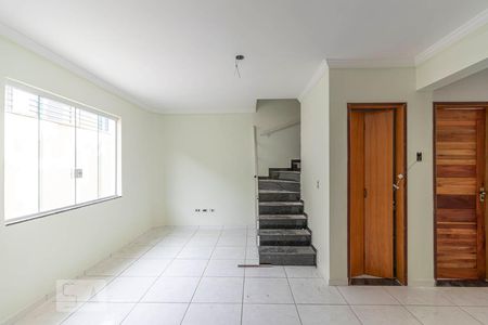 Casa de condomínio para alugar com 140m², 3 quartos e 2 vagasSala