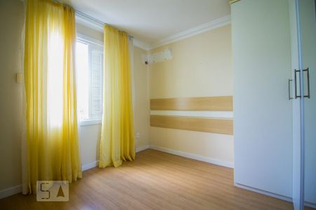 Casa de condomínio à venda com 220m², 4 quartos e 2 vagas Casa de condomínio à venda com 220m², 4 quartos e 2 vagas2º piso - Suíte
