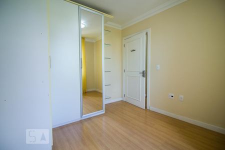 Casa de condomínio à venda com 220m², 4 quartos e 2 vagas Casa de condomínio à venda com 220m², 4 quartos e 2 vagas2º piso - Suíte
