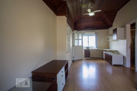 Casa de condomínio à venda com 220m², 4 quartos e 2 vagas Casa de condomínio à venda com 220m², 4 quartos e 2 vagas3º piso