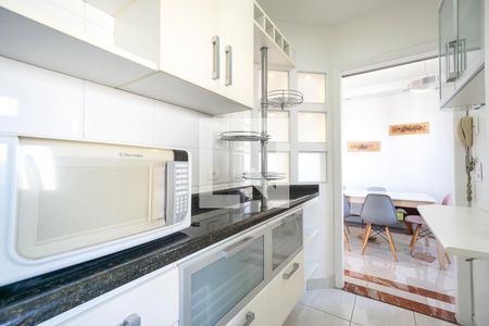 Apartamento para alugar com 78m², 2 quartos e 2 vagasCozinha