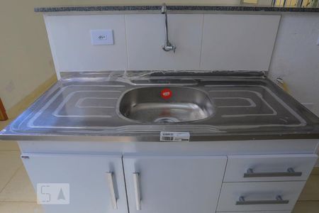 Cozinha de casa de condomínio para alugar com 1 quarto, 39m² em Vila Dom Pedro I, São Paulo