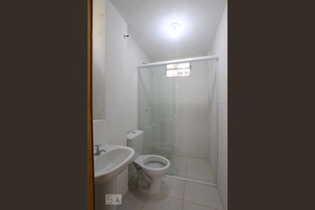 Banheiro de casa de condomínio para alugar com 1 quarto, 39m² em Vila Dom Pedro I, São Paulo