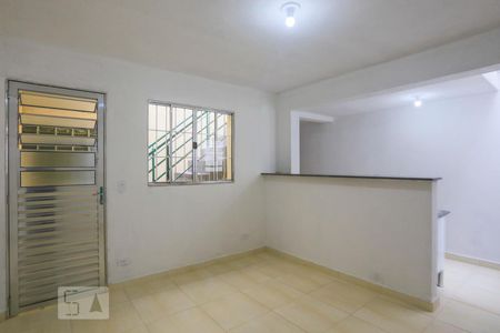 Sala de casa de condomínio para alugar com 1 quarto, 39m² em Vila Dom Pedro I, São Paulo