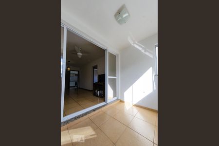 Varanda de apartamento à venda com 2 quartos, 68m² em Nova Gameleira, Belo Horizonte