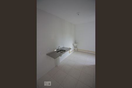 Cozinha de apartamento à venda com 2 quartos, 45m² em Camorim, Rio de Janeiro
