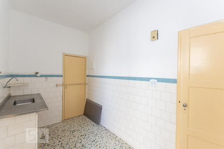 Apartamento à venda com 77m², 2 quartos e sem vagaCozinha