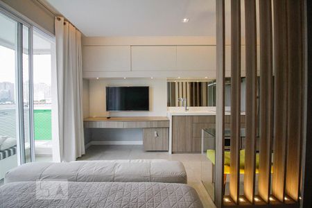 Sala de kitnet/studio para alugar com 1 quarto, 30m² em Perdizes, São Paulo