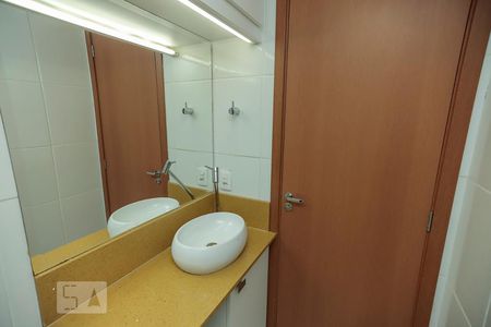 Apartamento para alugar com 52m², 2 quartos e 1 vaga Apartamento para alugar com 52m², 2 quartos e 1 vagaBanheiro