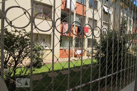 Vista Sala de apartamento para alugar com 2 quartos, 62m² em São João, Porto Alegre