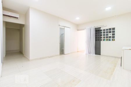 Suíte 01 de casa de condomínio para alugar com 2 quartos, 130m² em Setor de Mansões Lago Norte, Brasília