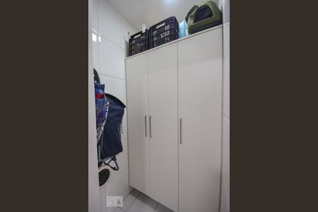 Apartamento à venda com 110m², 2 quartos e sem vagaCozinha - despensa