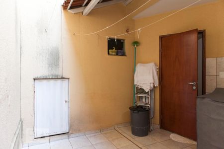 Casa à venda com 160m², 3 quartos e 3 vagas Casa à venda com 160m², 3 quartos e 3 vagasÁrea de Serviço