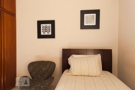 Casa à venda com 160m², 3 quartos e 3 vagas Casa à venda com 160m², 3 quartos e 3 vagasQuarto 2