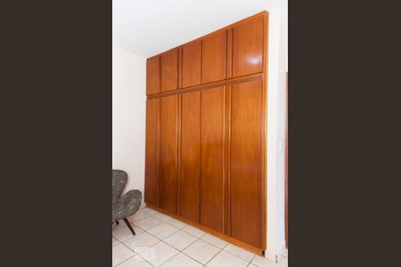 Casa à venda com 160m², 3 quartos e 3 vagas Casa à venda com 160m², 3 quartos e 3 vagasQuarto 1