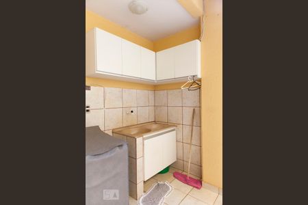 Casa à venda com 160m², 3 quartos e 3 vagas Casa à venda com 160m², 3 quartos e 3 vagasÁrea de Serviço
