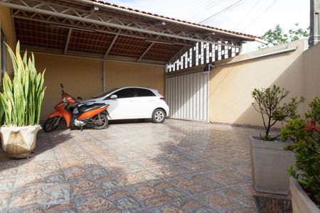 Casa à venda com 160m², 3 quartos e 3 vagas Casa à venda com 160m², 3 quartos e 3 vagasGaragem