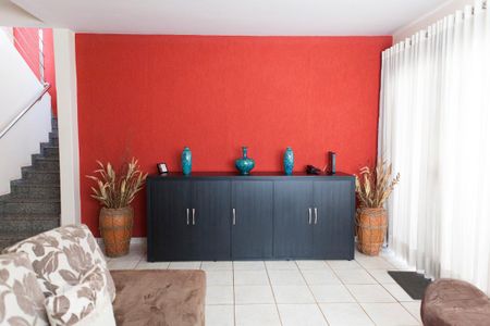 Casa à venda com 160m², 3 quartos e 3 vagas Casa à venda com 160m², 3 quartos e 3 vagasSala 2