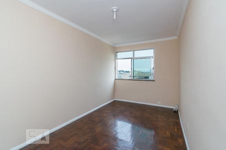 Sala de apartamento à venda com 2 quartos, 58m² em Olaria, Rio de Janeiro